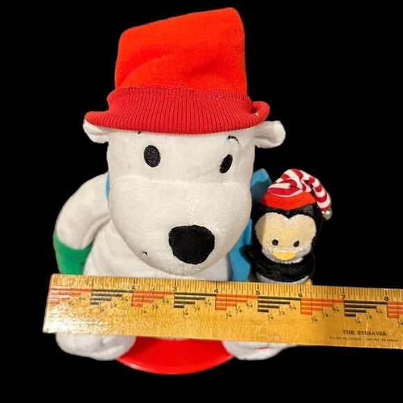 Hallmark 2008 Snowtime Pals Animated Sledding Polar bear and Penguin - Picture 8 of 10